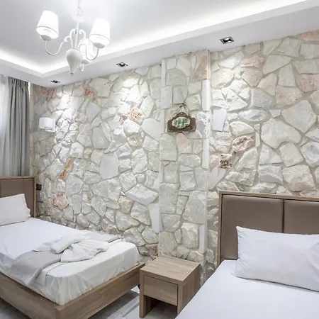 Villa Marietta 1 Vilă *