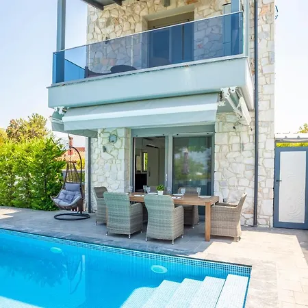 Villa Marietta 1 Vilă *