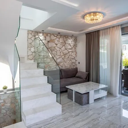 Villa Marietta 1 Vilă *